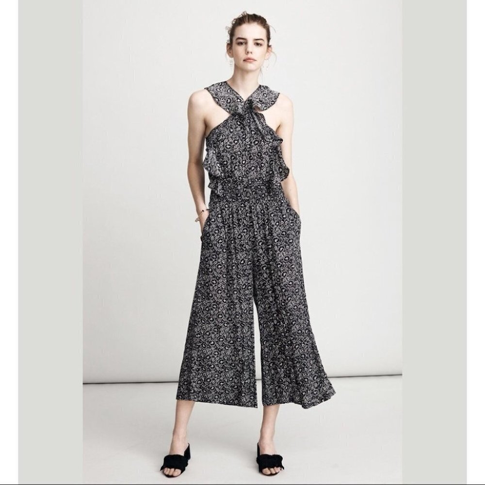 REBECCAโ Taylor Sweet Briar Jumpsuit Black & White Floral Print Size 6